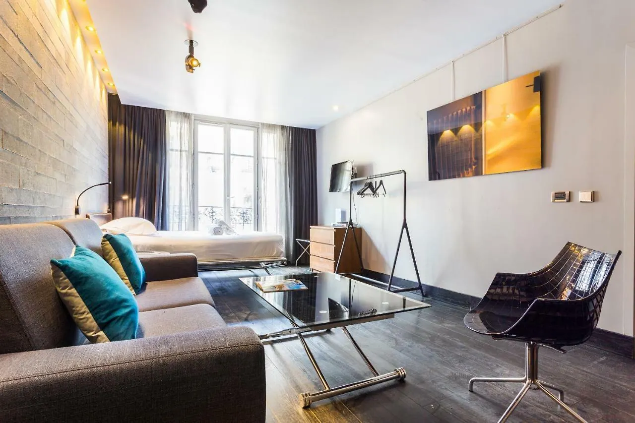 Cmg - Suite Premium Tour Eiffel - 61 Paris France